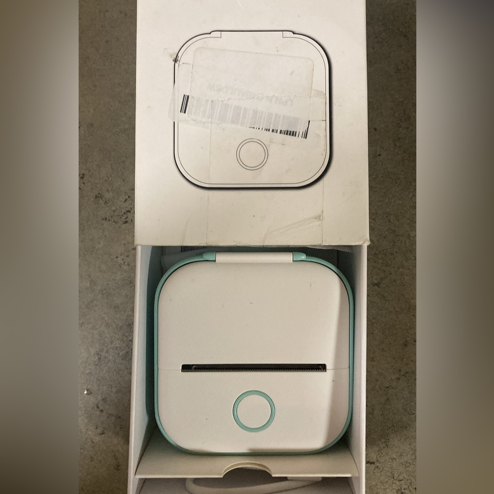 Label maker/ mini printer